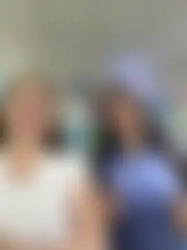 roouse: διαδικτυακό σόου στην κάμερα