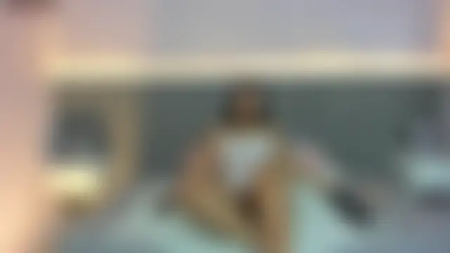 Show modela Michelle_Saenz_ na web-kameri