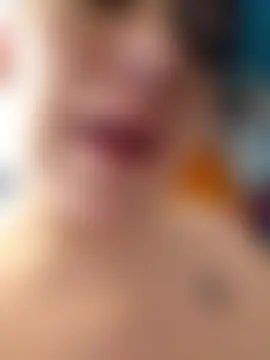 PinkTheHawk Ruang Obrolan Langsung