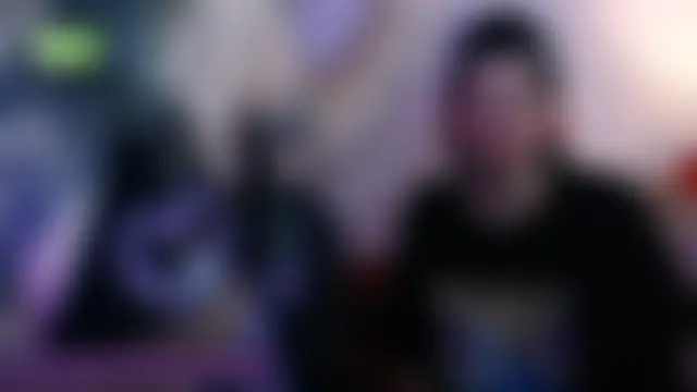 lovelockedlips Live Chatrum