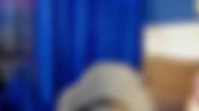 Edna_Martin: онлайн-чат