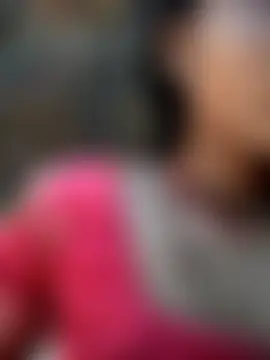 R_Roshni's Live Chat Room