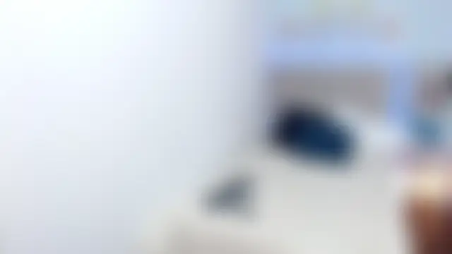 Emma_Brm's Live Chat Room