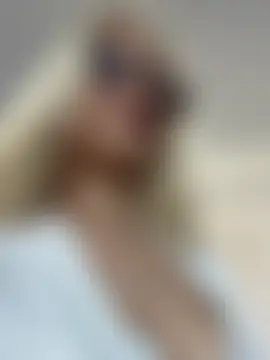 SelenaDazeのライブチャットルーム