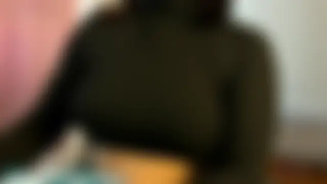 Pokazy przed kamerką – ohh_mona