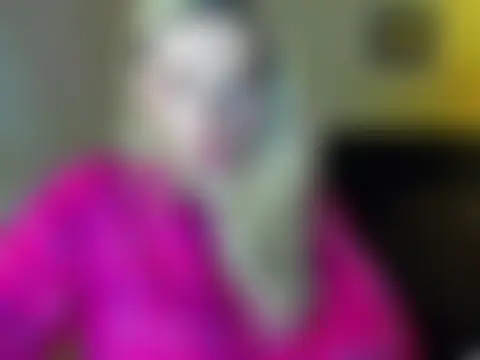 callme_iva Adlı Modelin Canlı Sohbet Odası