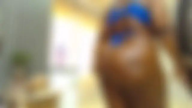 ROYALASS25 – webcam-show