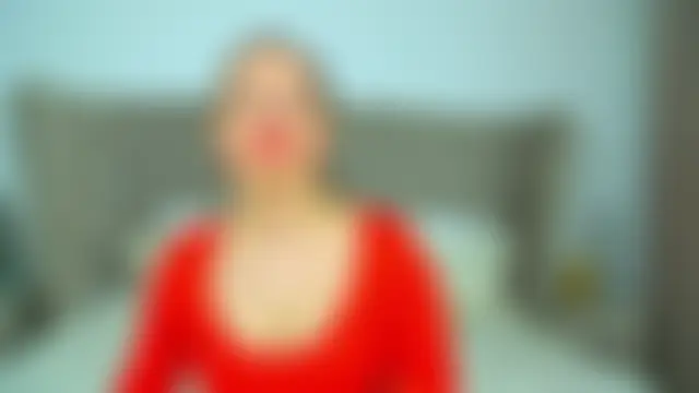 ElinaBellucci Live XXX-Chat