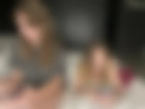 Nura_n_Sarah Show Webcam