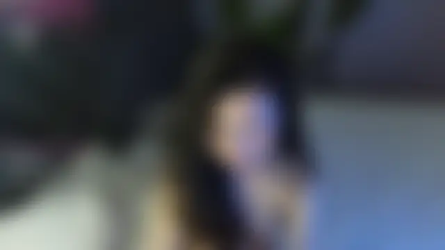 TrishaRey লাইভ চ্যাট রুম