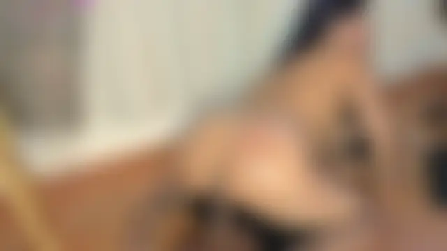 JACKI_JO – Naživo chatovacia miestnosť