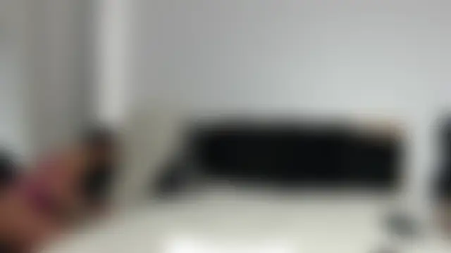 Layla23a Adlı Modelin Canlı XXX Sohbeti