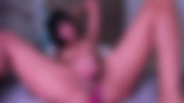 Calyselen Adlı Modelin Canlı Sohbet Odası