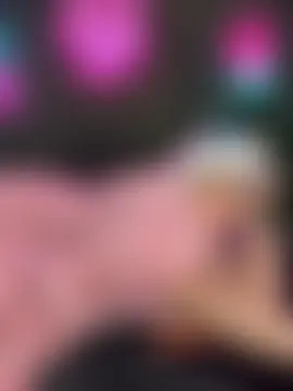 RenaThickAss Show in webcam