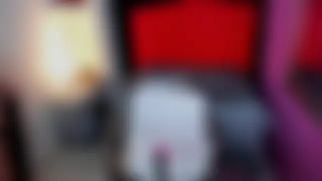 Sala de chat ao vivo de ScarletBigTitties