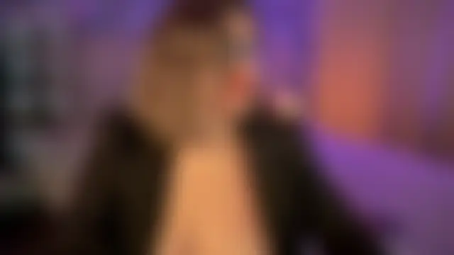 KiraRoxx Adlı Modelin Canlı XXX Sohbeti