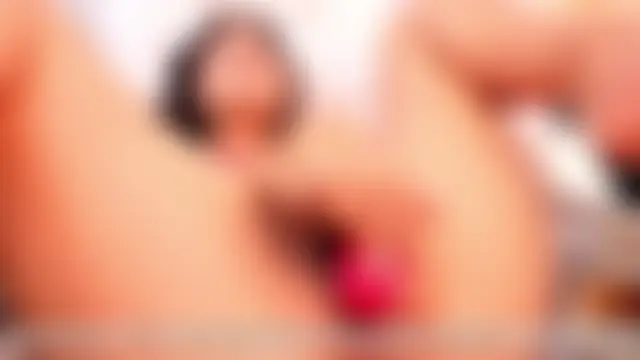 Tiffany_Low Adlı Modelin Canlı XXX Sohbeti