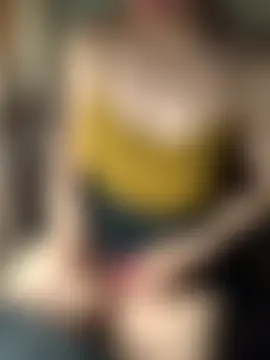 Lydia-a's Live Chat Room