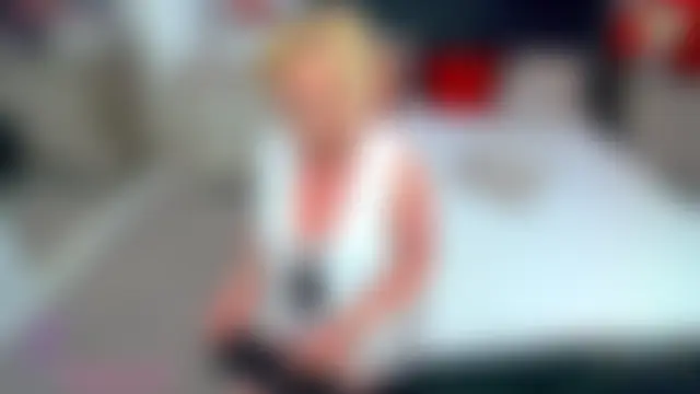 SuzzySun: δωμάτιο απευθείας συνομιλίας