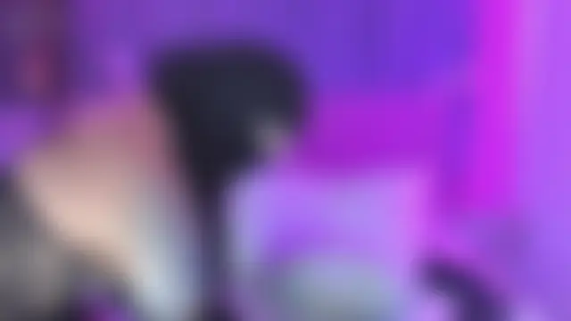 Nayla-Mouna 网络视讯表演