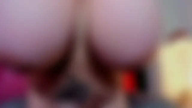 ScarletBigTitties live-chat rom