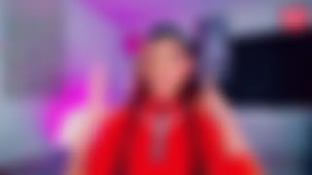 Kendall_hornyy Show in webcam