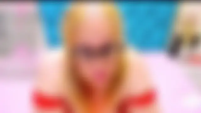 Pertunjukan Kamera Web Nayla_Garner