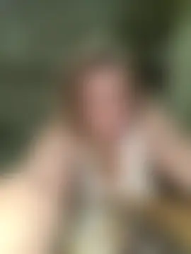 AriannaMilf élő chatszobája