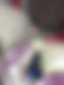 Lola_Hale: διαδικτυακό σόου στην κάμερα