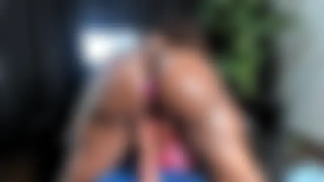 Show modela naughty_bigass na web-kameri