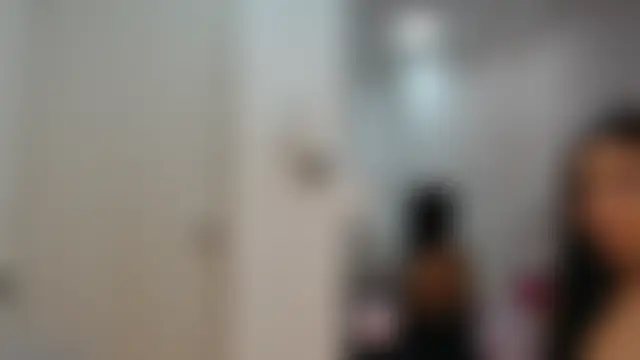 Вебкам-шоу zooombee