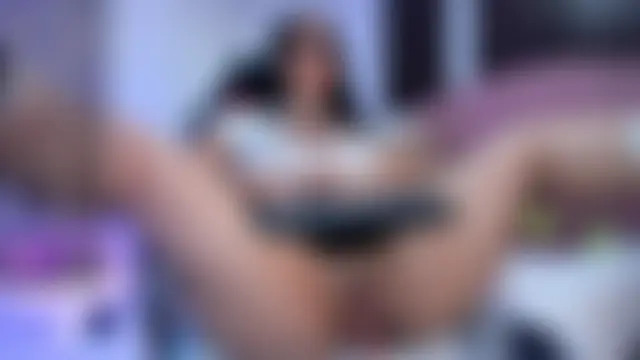 Sophia_hot_lover – Naživo chatovacia miestnosť