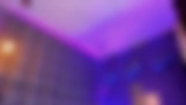 megan_woll élő chatszobája