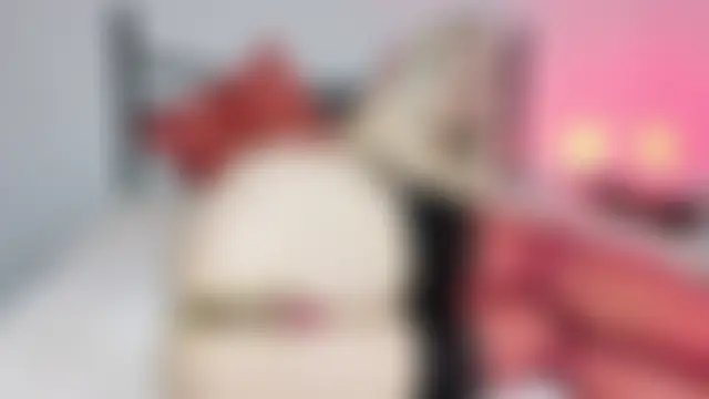 Phòng Chat Trực Tiếp helenamoeller