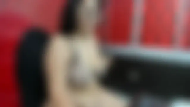 Mia_Curvyy Live Chatrum