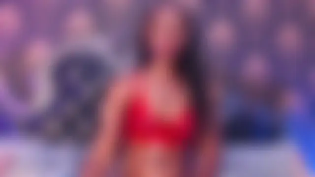 Chat +18 de TINNATAYLOR ao vivo