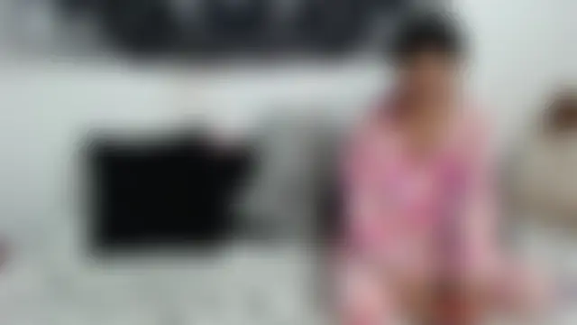 emily_n_abby's Live Chat Room