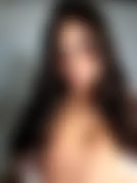 Simone_Miller 即時 XXX 聊天