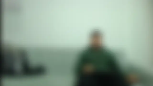 jhustin_marcius: διαδικτυακό σόου στην κάμερα