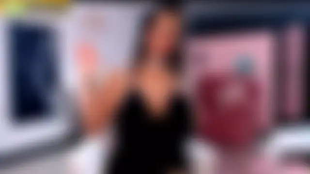 MIAMORETZ Adlı Modelin Web Kamerası Şovu