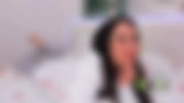 SonyaParadise Adlı Modelin Canlı Sohbet Odası