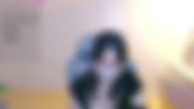 --LEXI-- élő chatszobája