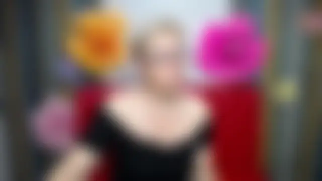 Sembang XXX Secara Langsung EmiliaGree