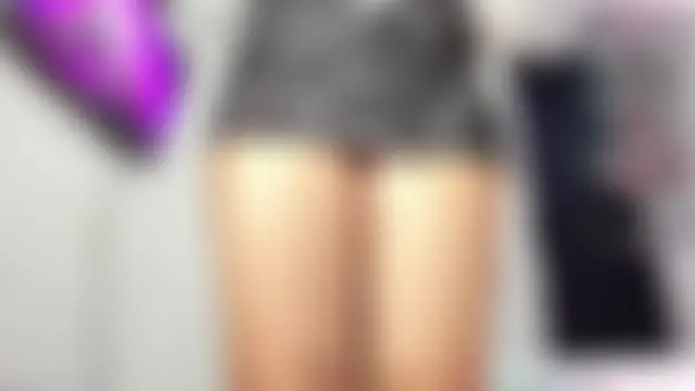 ReyleDoll's Live XXX Chat