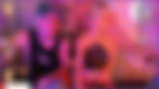 badeyes_crazygoat élő chatszobája