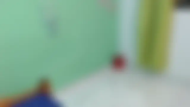 evaleribigtits18 Adlı Modelin Canlı Sohbet Odası