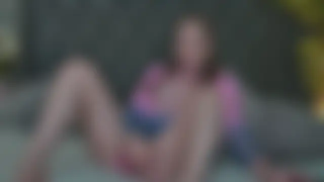 MiaEuphoria_'s Live Chat Room