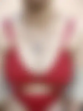 Pertunjukan Kamera Web Rising_Queen