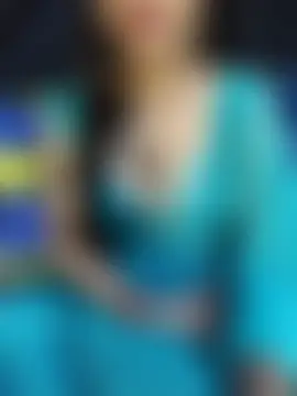 Hot_rashika_ Live chatroom