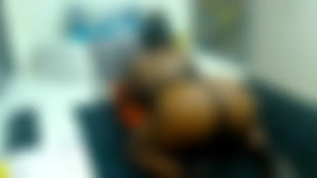 Webkamerová show Brunettedevon33